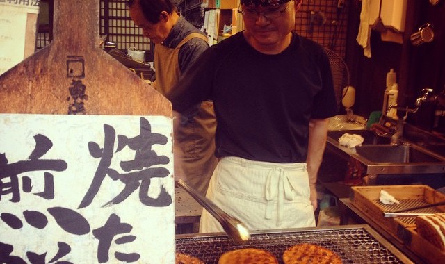 rice crackers-street food-takayama